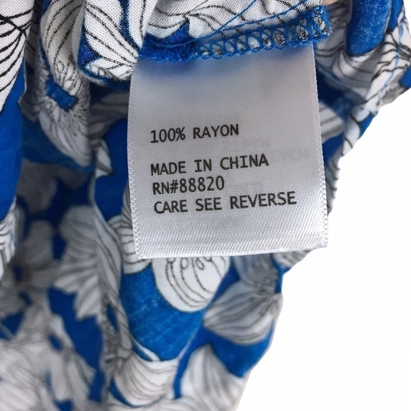 SAINT TROPEZ WEST Sleeveless Top Blouse Shell Floral Split V Neck Size Large - Picture 6 of 7